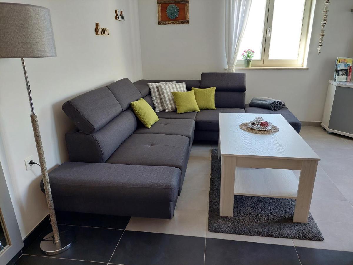 Gavza Sky View Apartment Крес Екстериор снимка