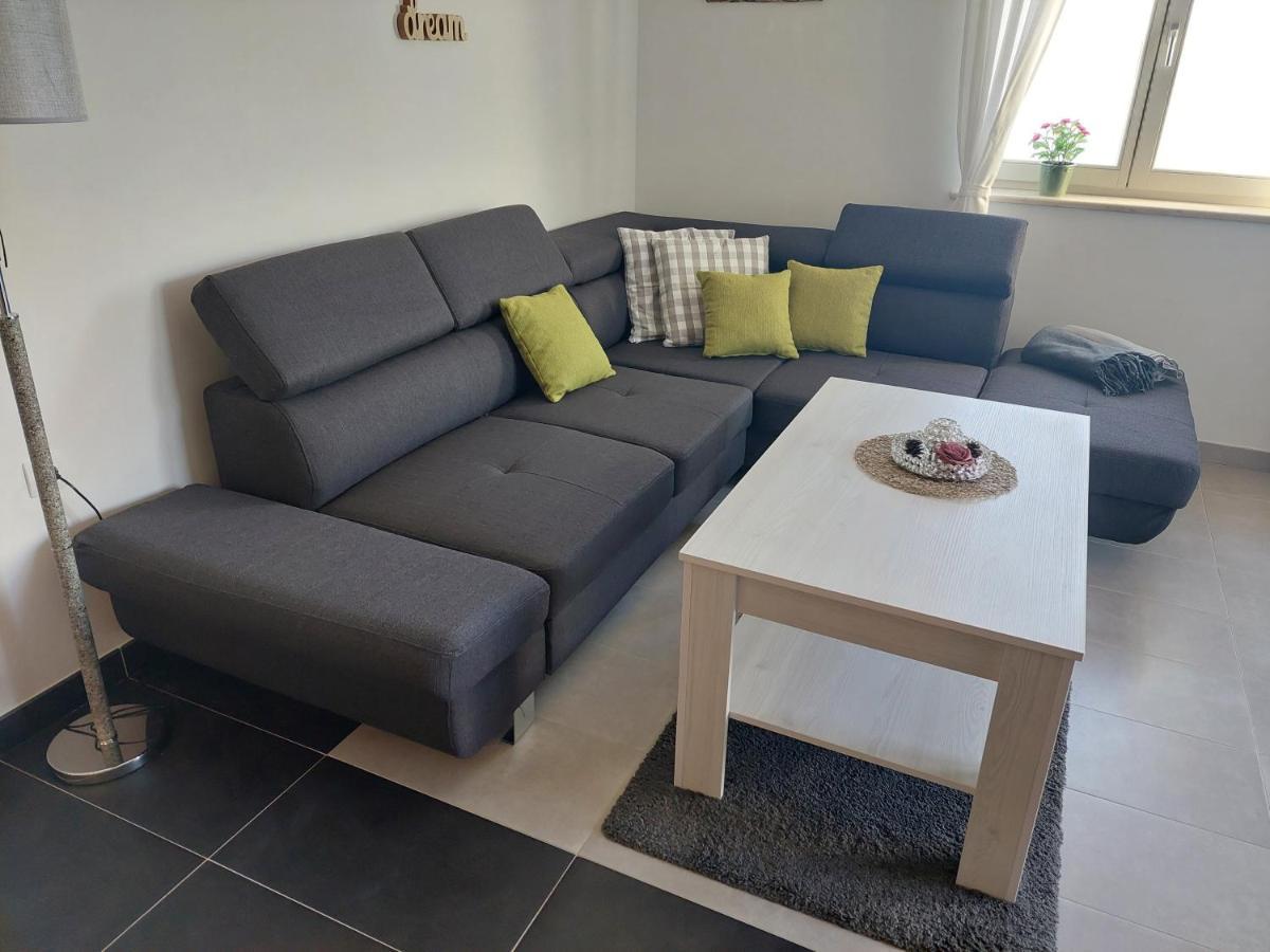 Gavza Sky View Apartment Крес Екстериор снимка
