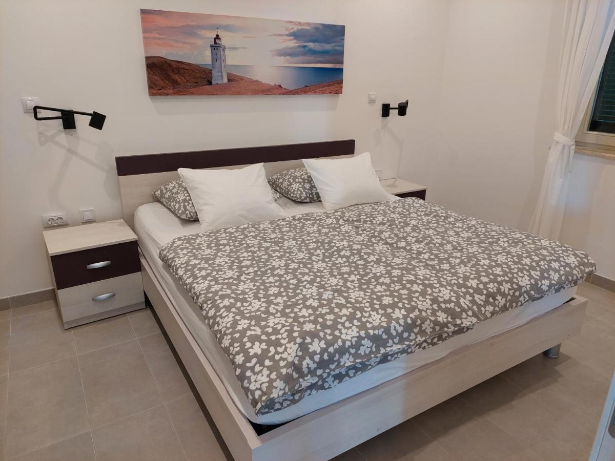 Gavza Sky View Apartment Крес Екстериор снимка