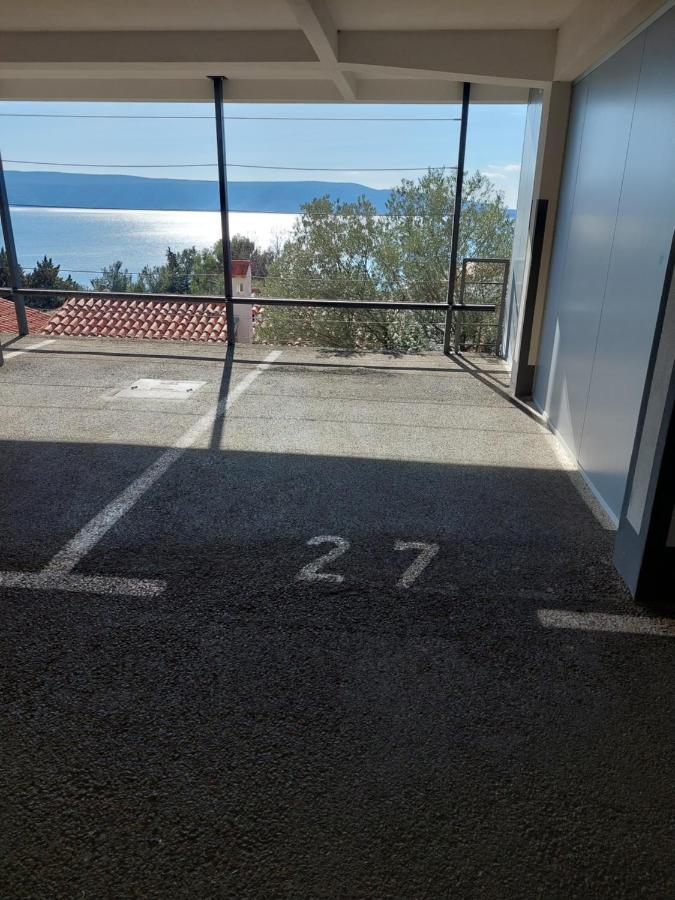Gavza Sky View Apartment Крес Екстериор снимка