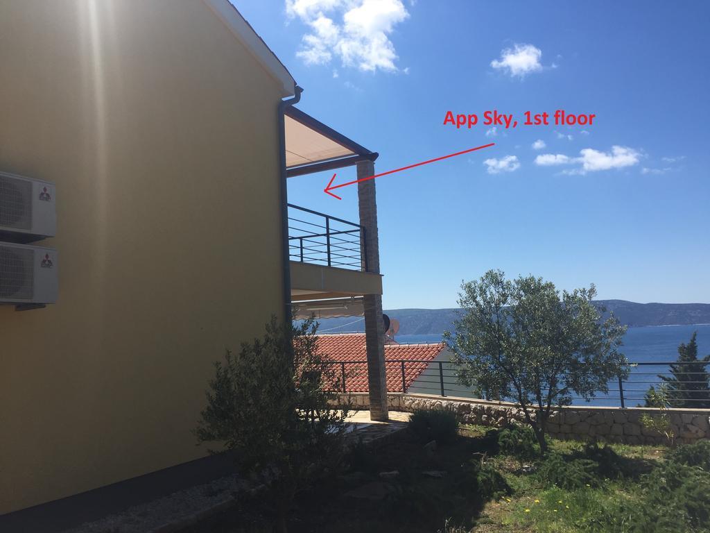 Gavza Sky View Apartment Крес Екстериор снимка